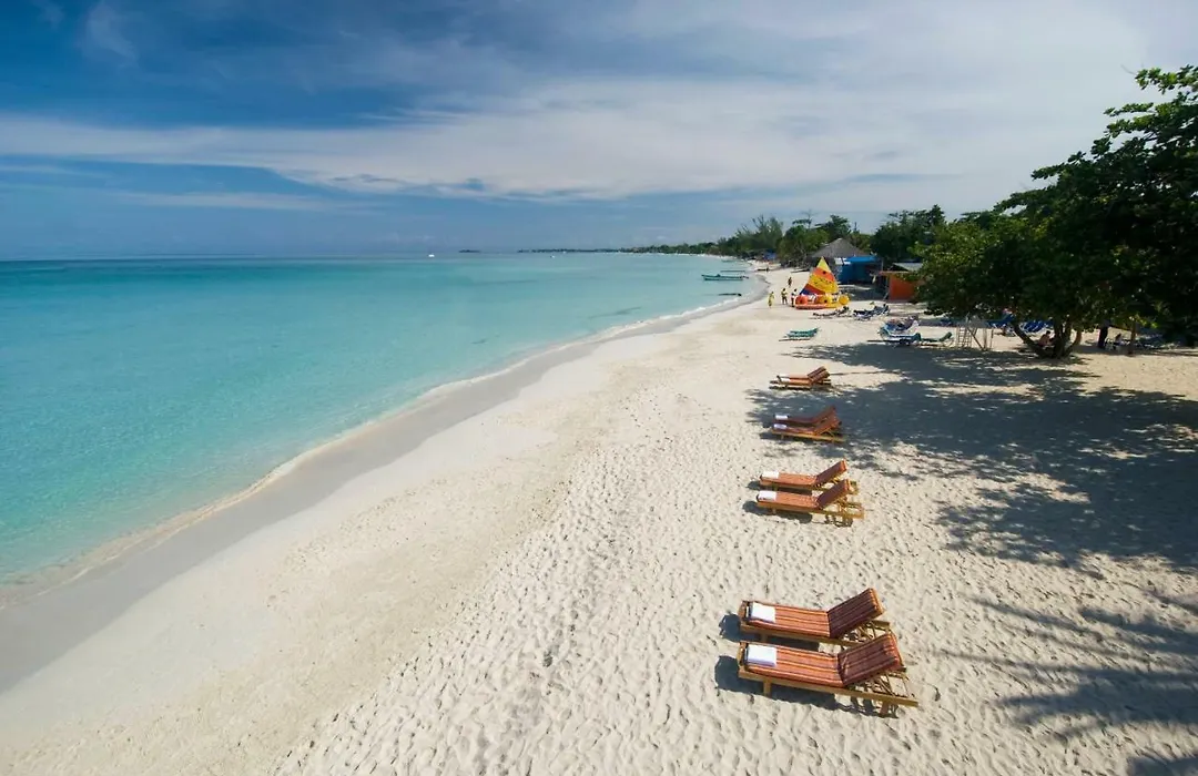 Grand Pineapple Beach Negril-1